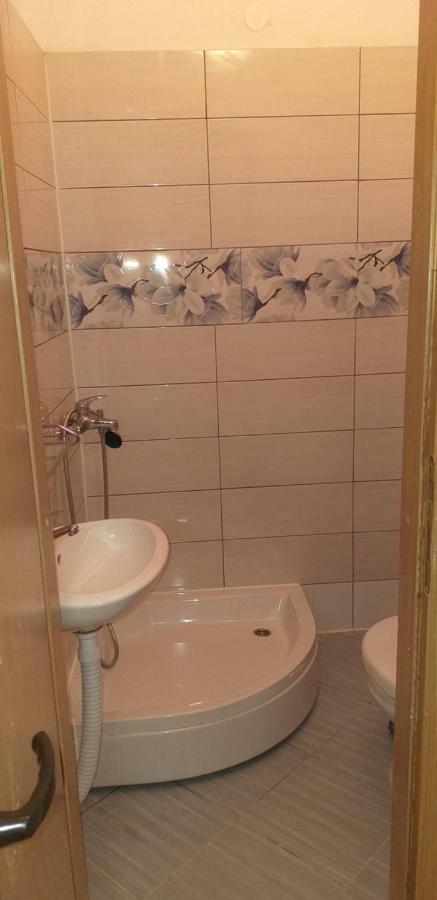 Hostel Alma 2 Пореч Экстерьер фото